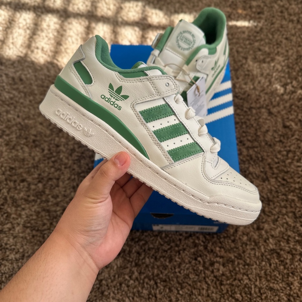 Adidas Forum Low CL Preloved Green Sneakers - Picture 1 of 15